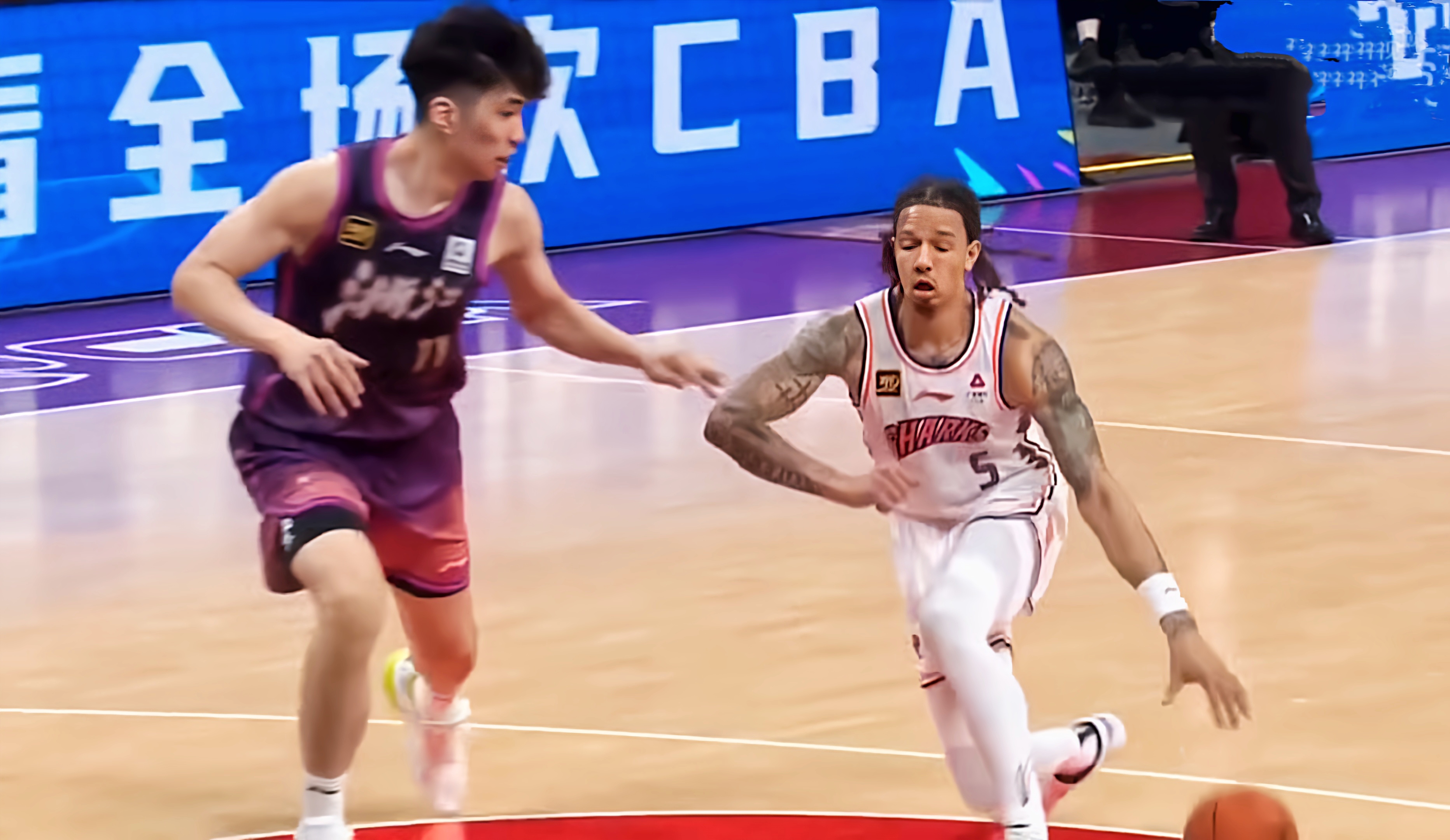 九游网页版登录入口-NBA季后赛关键时刻走向成谜，浙江队队长鼓劲，震撼外界，数据趋势出现新变化的简单介绍
