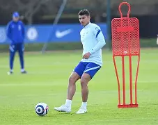 九游网页版登录入口-包含切尔西发布备战花絮；集结日伤情更新；意甲任务艰巨；控场能力受关注的词条